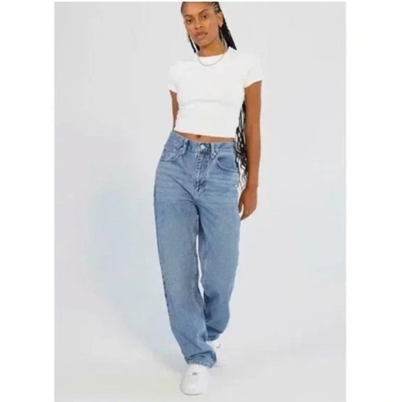 BDG High-Rise Baggy Jeans Size 33.   NWT - Picture 1 of 13